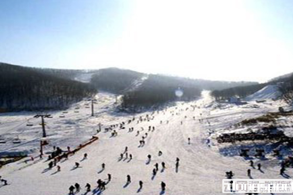 北京北京龙凤山滑雪场预订