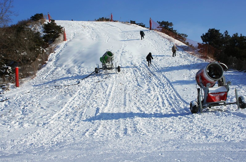 沈阳怪坡滑雪场开业啦